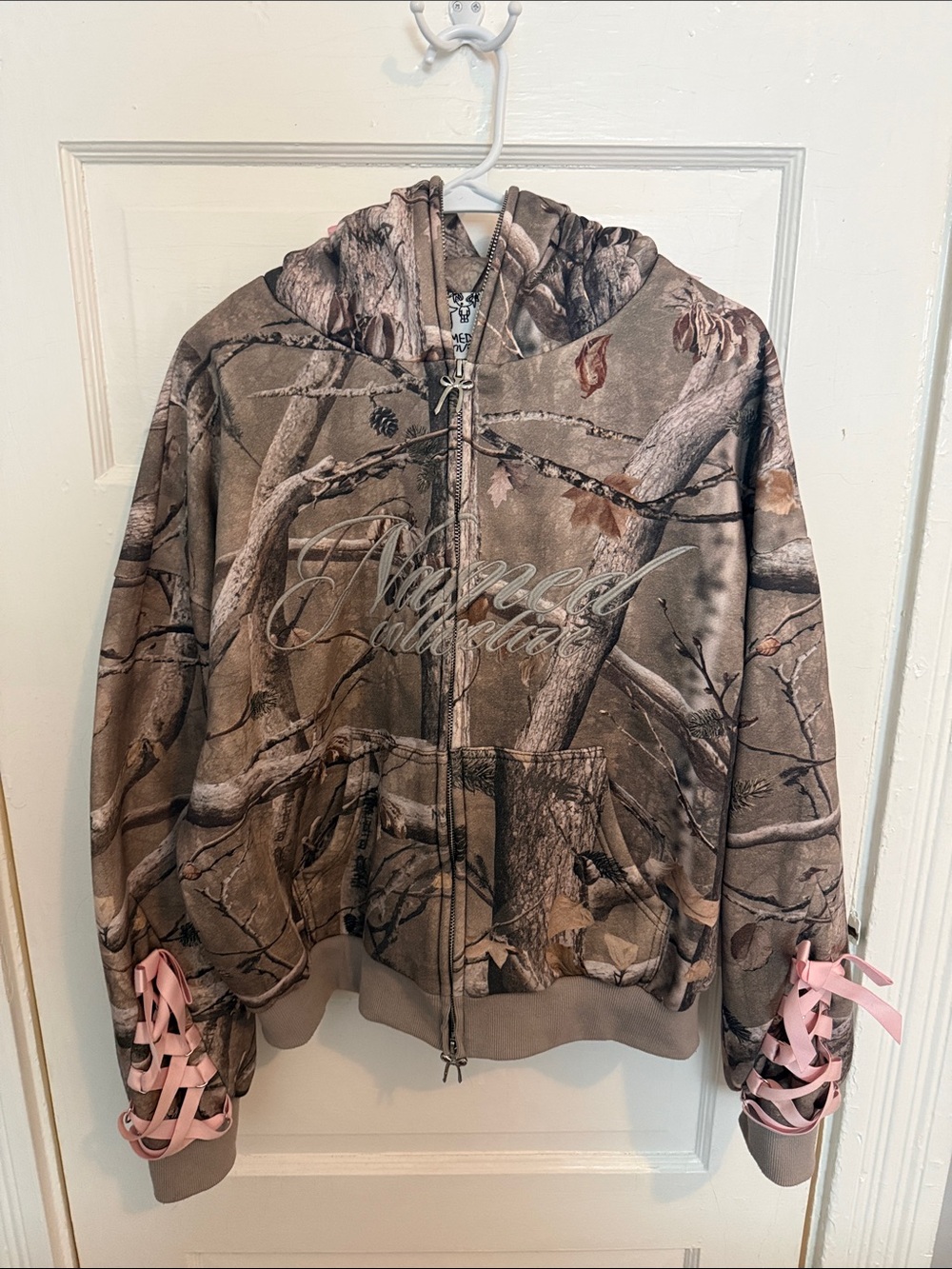 Camo Zip-Up Hooded Puffer Jacket with Pink Lace Sleeve Detail